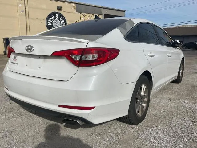 5NPE24AF8GH402260 2016 2016 Hyundai Sonata- SE 4