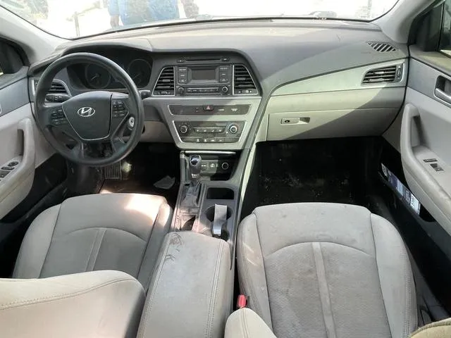 5NPE24AF8GH402260 2016 2016 Hyundai Sonata- SE 9