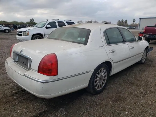 1LNHM81W46Y600843 2006 2006 Lincoln Town Car- Signature 3