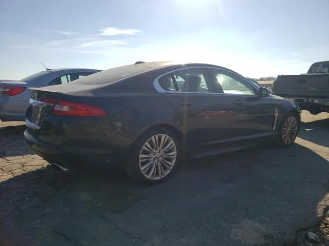 SAJWA0FB0BLS14960 2011 2011 Jaguar XF 3