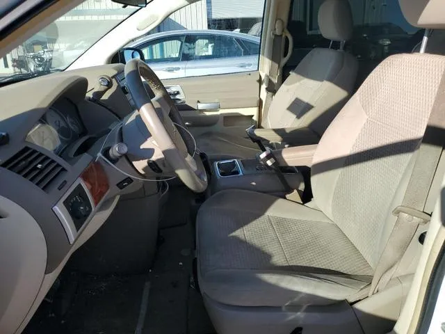 2A8HR54P48R609812 2008 2008 Chrysler Town and Country- Touring 7