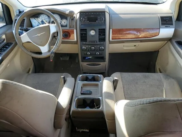 2A8HR54P48R609812 2008 2008 Chrysler Town and Country- Touring 8