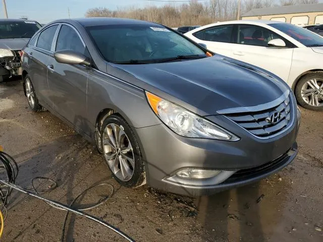 5NPEC4AB5DH576955 2013 2013 Hyundai Sonata- SE 4