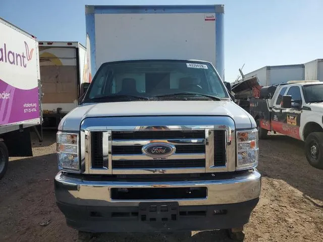 1FDWE4FK9NDC00463 2022 2022 Ford Econoline- E450 Super Duty 5