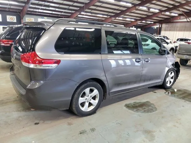 5TDKK3DC4CS200583 2012 2012 Toyota Sienna- LE 3