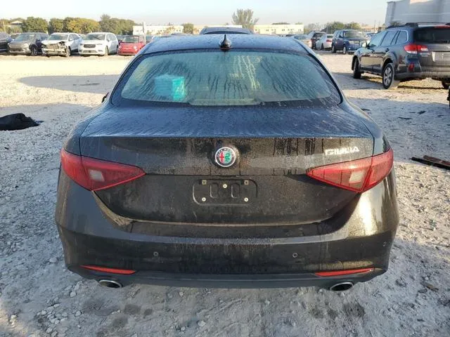 ZARFAEBNXJ7590042 2018 2018 Alfa Romeo Giulia 6