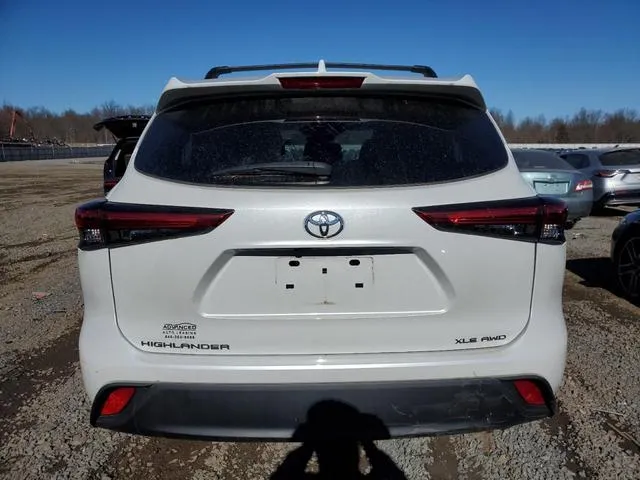 5TDHZRBH9NS592308 2022 2022 Toyota Highlander- Xle 6