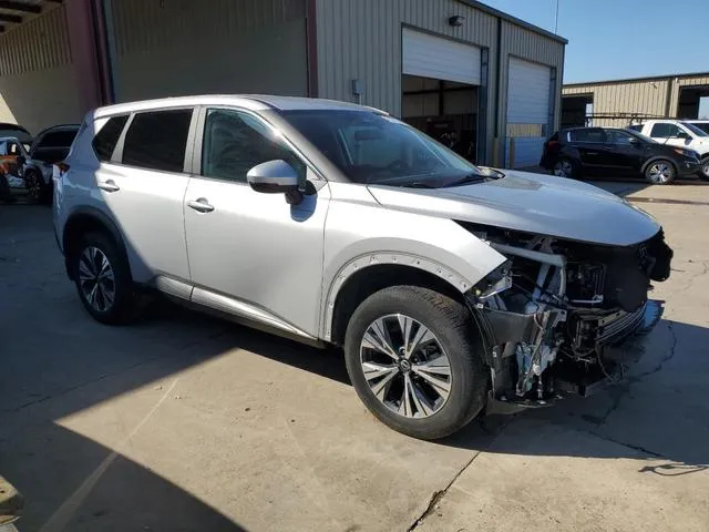 5N1BT3BA3NC733619 2022 2022 Nissan Rogue- SV 4