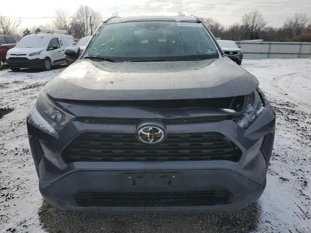 2T3G1RFV7KW008680 2019 2019 Toyota RAV4- LE 5