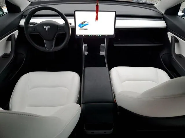 5YJ3E1EAXKF402814 2019 2019 Tesla MODEL 3 8