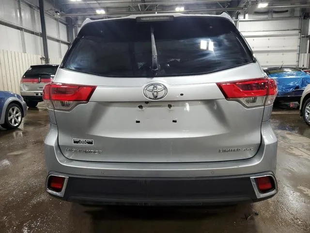 5TDDZRFH0KS928982 2019 2019 Toyota Highlander- Limited 6