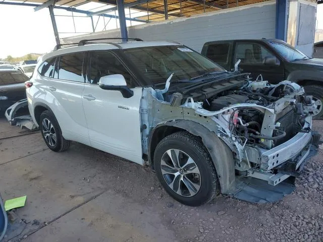 5TDGARAH9MS503324 2021 2021 Toyota Highlander- Hybrid Xle 4