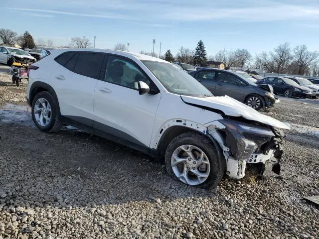 KL77LFE25RC148592 2024 2024 Chevrolet Trax- LS 4