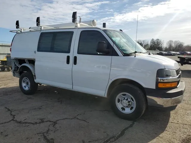 1GCWGAFG5K1299451 2019 2019 Chevrolet Express 4