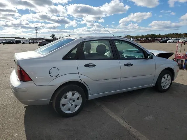 1FAHP34N17W172427 2007 2007 Ford Focus- ZX4 3