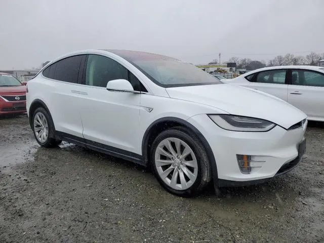 5YJXCAE25GF001730 2016 2016 Tesla MODEL X 4