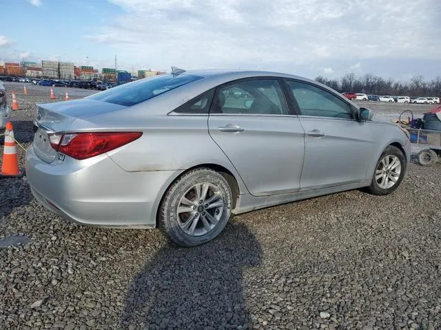 5NPEB4AC7DH762749 2013 2013 Hyundai Sonata- Gls 3