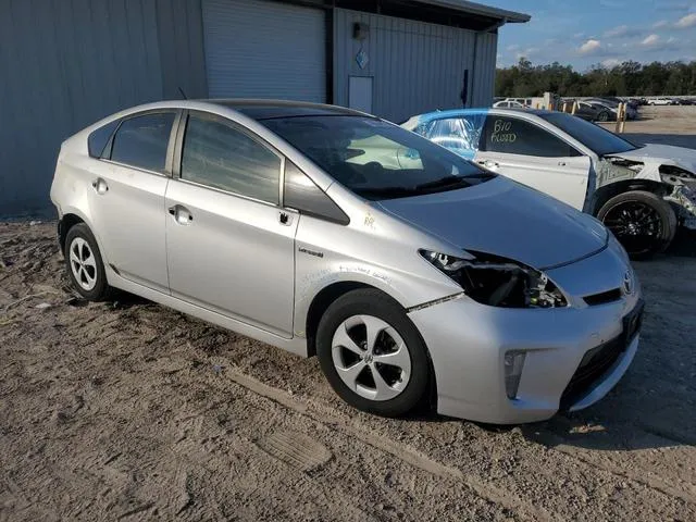 JTDKN3DUXF0469727 2015 2015 Toyota Prius 4