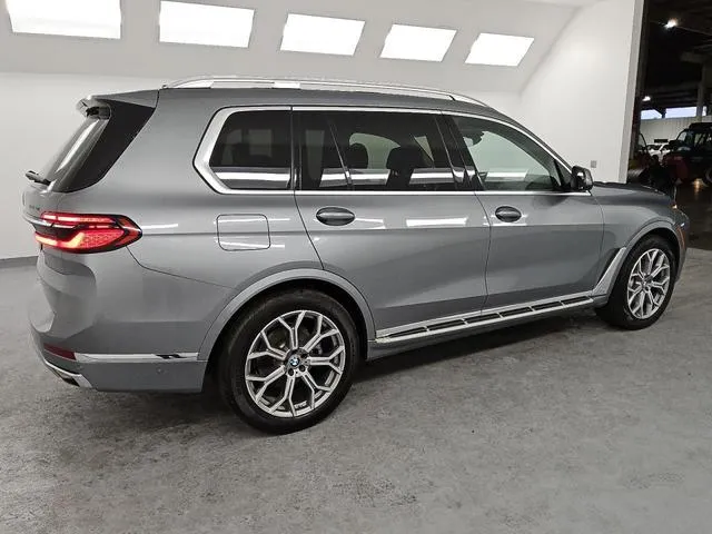 5UX23EM06P9N65266 2023 2023 BMW X7- Xdrive40I 3