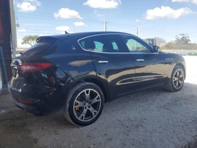 ZN661XUA2HX255298 2017 2017 Maserati Levante 3