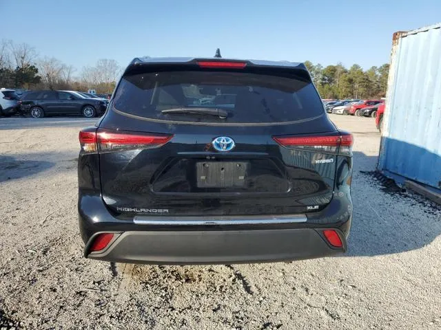 5TDABRCH3PS573874 2023 2023 Toyota Highlander- Hybrid Bronz 6