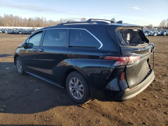 5TDYSKFCXNS063802 2022 2022 Toyota Sienna- Xle 2