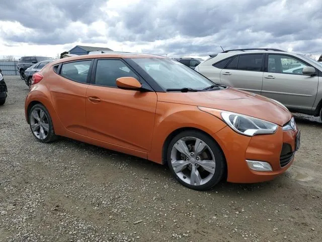 KMHTC6AD3CU028988 2012 2012 Hyundai Veloster 4