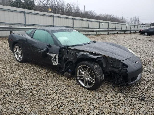 1G1YY24U855114187 2005 2005 Chevrolet Corvette 4