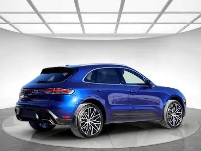 WP1AA2A52NLB00337 2022 2022 Porsche Macan 4