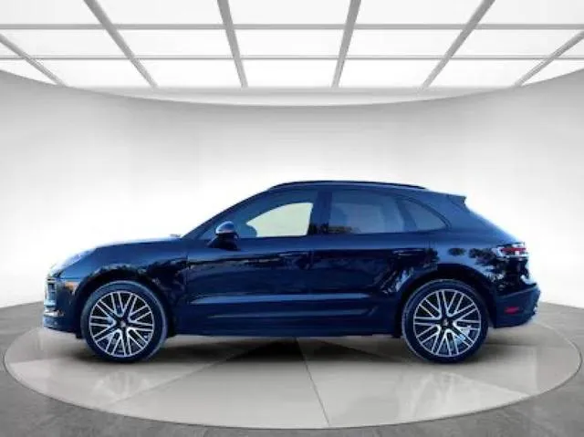 WP1AA2A56PLB04331 2023 2023 Porsche Macan 2