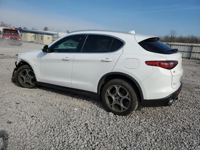 ZASFAKAN5J7B79231 2018 2018 Alfa Romeo Stelvio 2