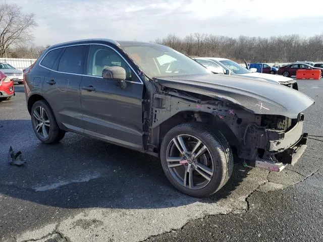 YV4102RK2J1006993 2018 2018 Volvo XC60- T5 Momentum 4