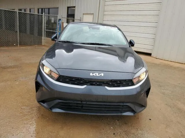 3KPF24AD9NE464190 2022 2022 KIA Forte- FE 5