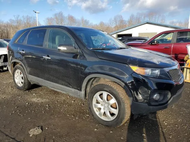 5XYKT3A10DG407521 2013 2013 KIA Sorento- LX 4