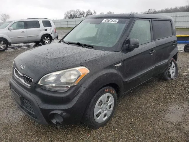 KNDJT2A54D7627203 2013 2013 KIA Soul 1