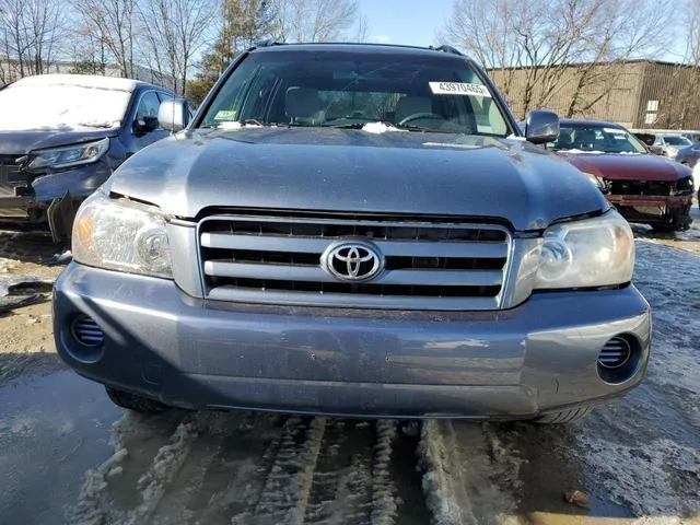 JTEGD21A740092716 2004 2004 Toyota Highlander 5