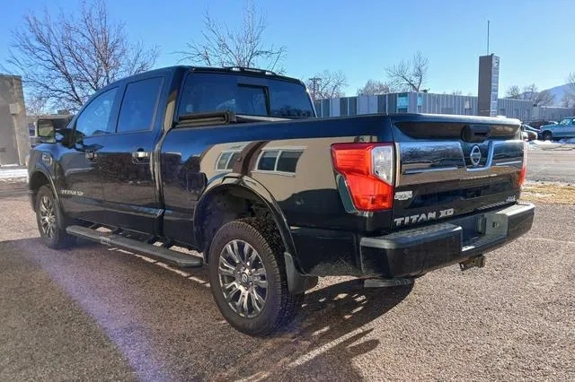 1N6BA1F40HN561770 2017 2017 Nissan Titan- SL 3