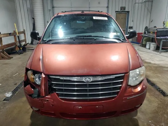 2C4GP54L35R423566 2005 2005 Chrysler Town and Country- Touring 5