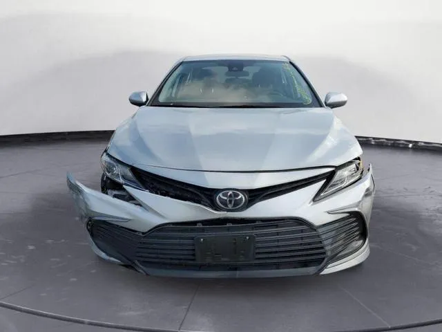 4T1C11AKXMU586944 2021 2021 Toyota Camry- LE 5