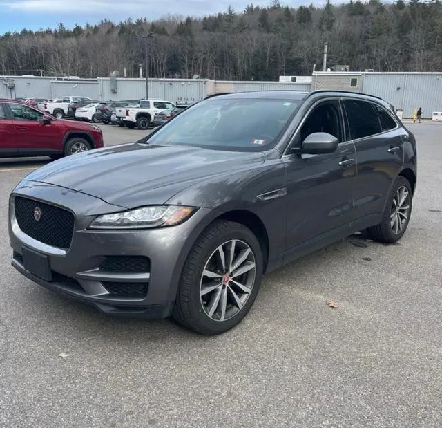 SADCK2BV5HA498623 2017 2017 Jaguar F-Pace- Prestige 2