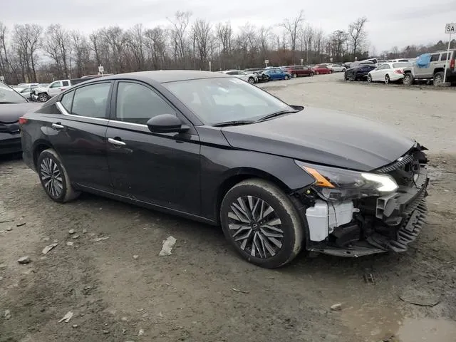 1N4BL4DW0RN352586 2024 2024 Nissan Altima- SV 4