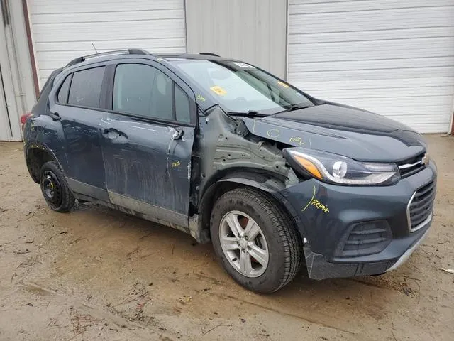 KL7CJLSM0MB372702 2021 2021 Chevrolet Trax- 1LT 4