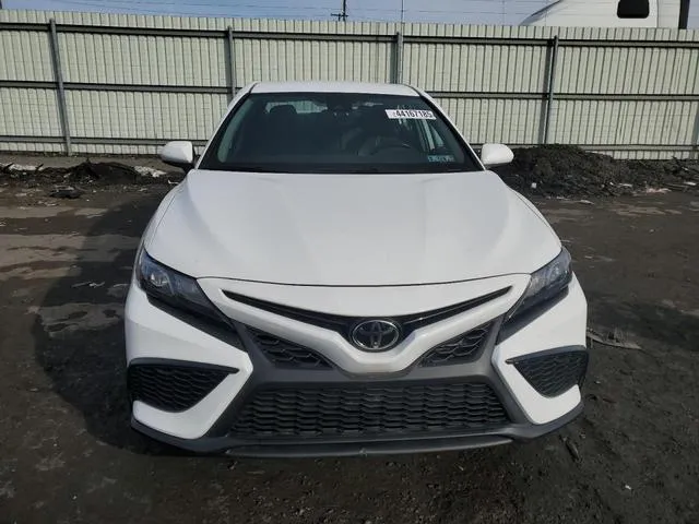 4T1G11AKXMU572012 2021 2021 Toyota Camry- SE 5