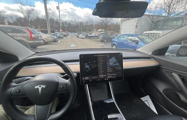 5YJ3E1EB5JF128526 2018 2018 Tesla MODEL 3 9