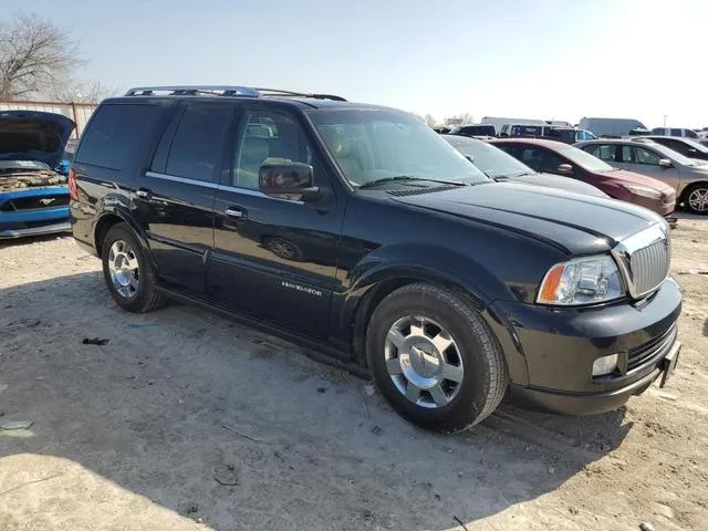 5LMFU28525LJ09682 2005 2005 Lincoln Navigator 4