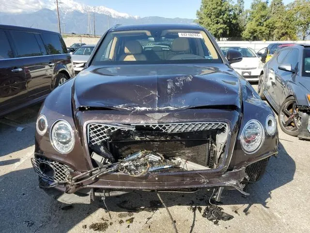 SJAAC2ZV4HC015179 2017 2017 Bentley Bentayga 5