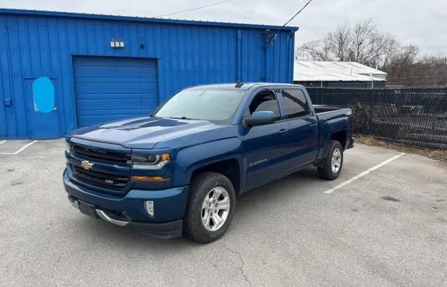 3GCUKREC6HG130228 2017 2017 Chevrolet Silverado- K1500 Lt 2