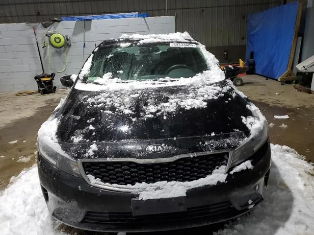 3KPFK4A78JE246827 2018 2018 KIA Forte- LX 5