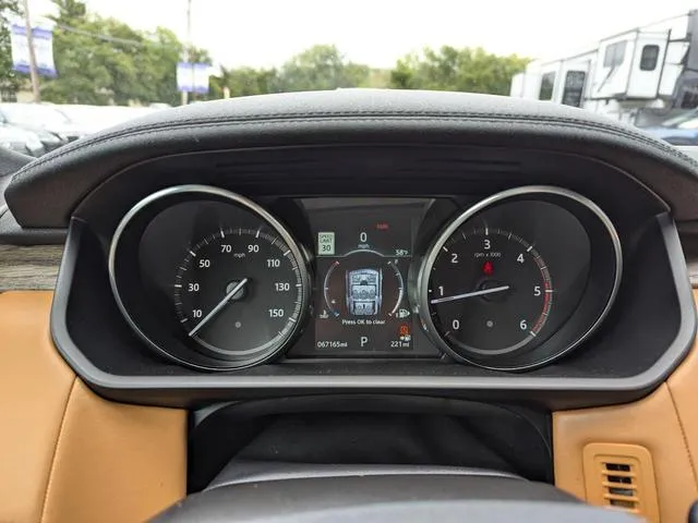 SALRHBBK6HA044013 2017 2017 Land Rover Discovery- Hse Luxury 8