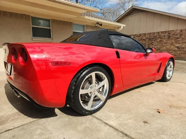 1G1YY36W285122536 2008 2008 Chevrolet Corvette 4